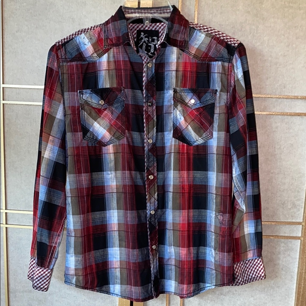 Age of Wisdom pearl snap, long sleeve, plaid shirt, boys size medium (12-14)